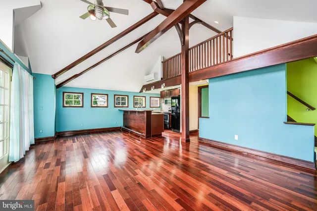 a picture of a room with a white wall