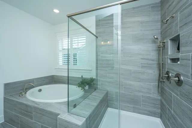 $3,200 | 111 Hewitt Street, Summerville, SC 29486