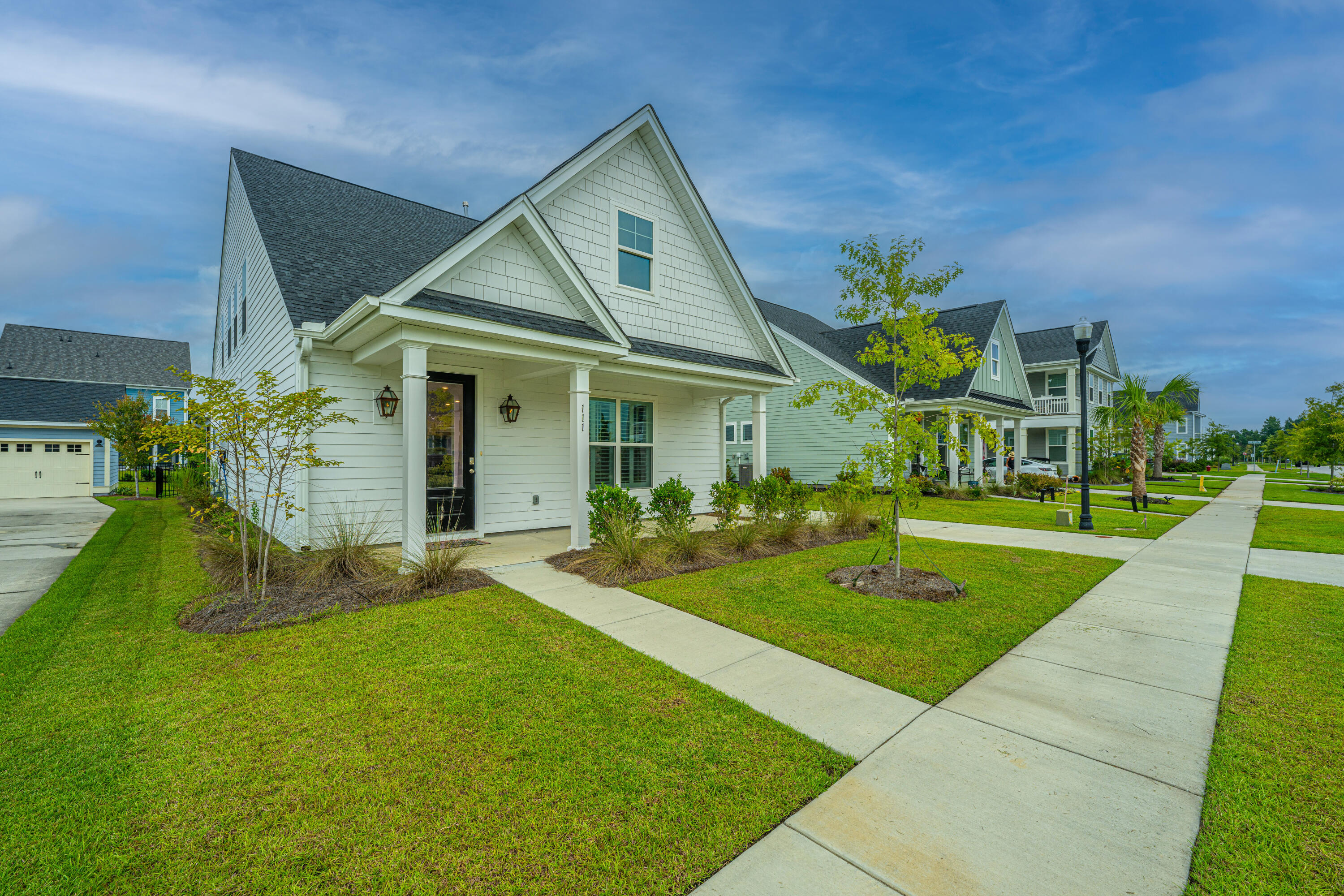 111 Hewitt Street Summerville, SC 29486 - Photo 3 of 33 111HewittSt003