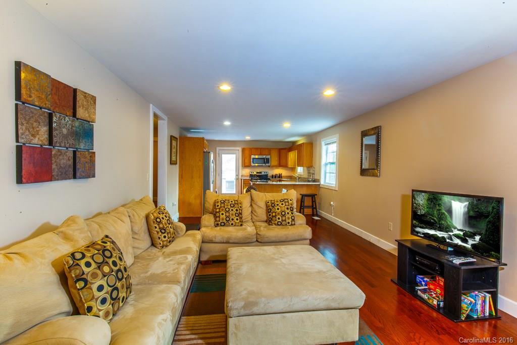 601 Maple Street, Unit 1 Brevard, NC 28712 - Photo 2 of 15 Gallery Image 2