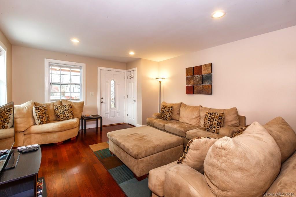 601 Maple Street, Unit 1 Brevard, NC 28712 - Photo 4 of 15 Gallery Image 4