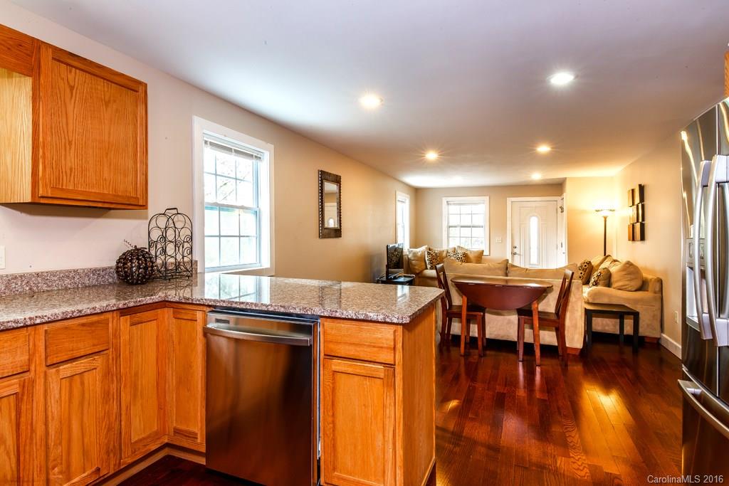 601 Maple Street, Unit 1 Brevard, NC 28712 - Photo 8 of 15 Gallery Image 8