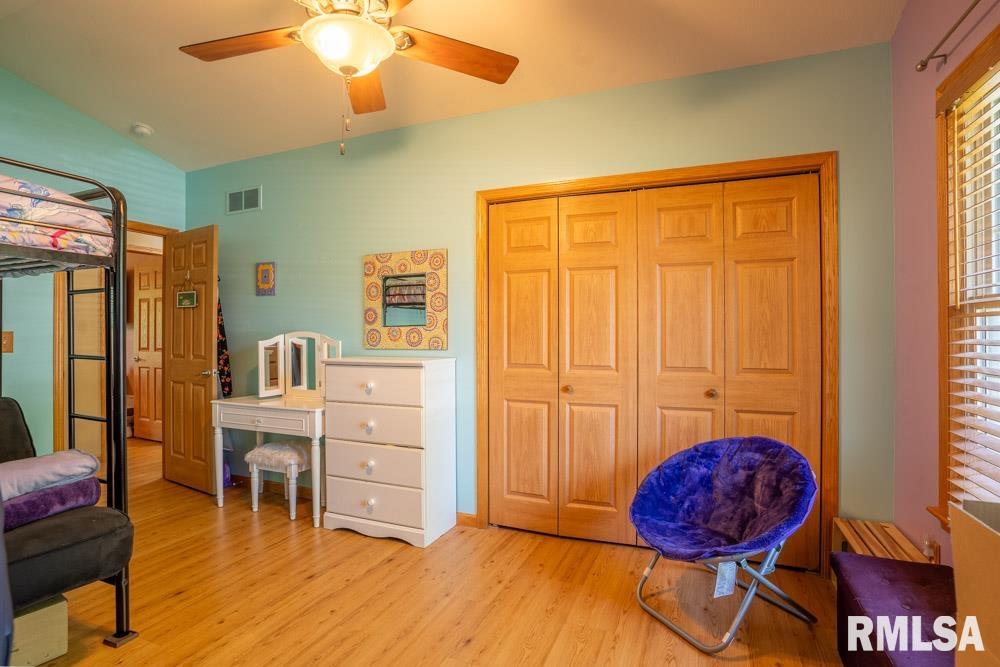 800 Anne Street Washington, IL 61571 - Photo 16 of 36 Gallery Image 16