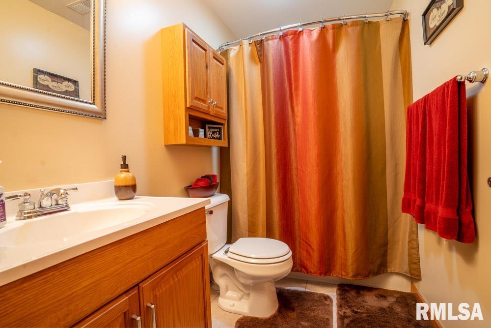 800 Anne Street Washington, IL 61571 - Photo 24 of 36 Gallery Image 24