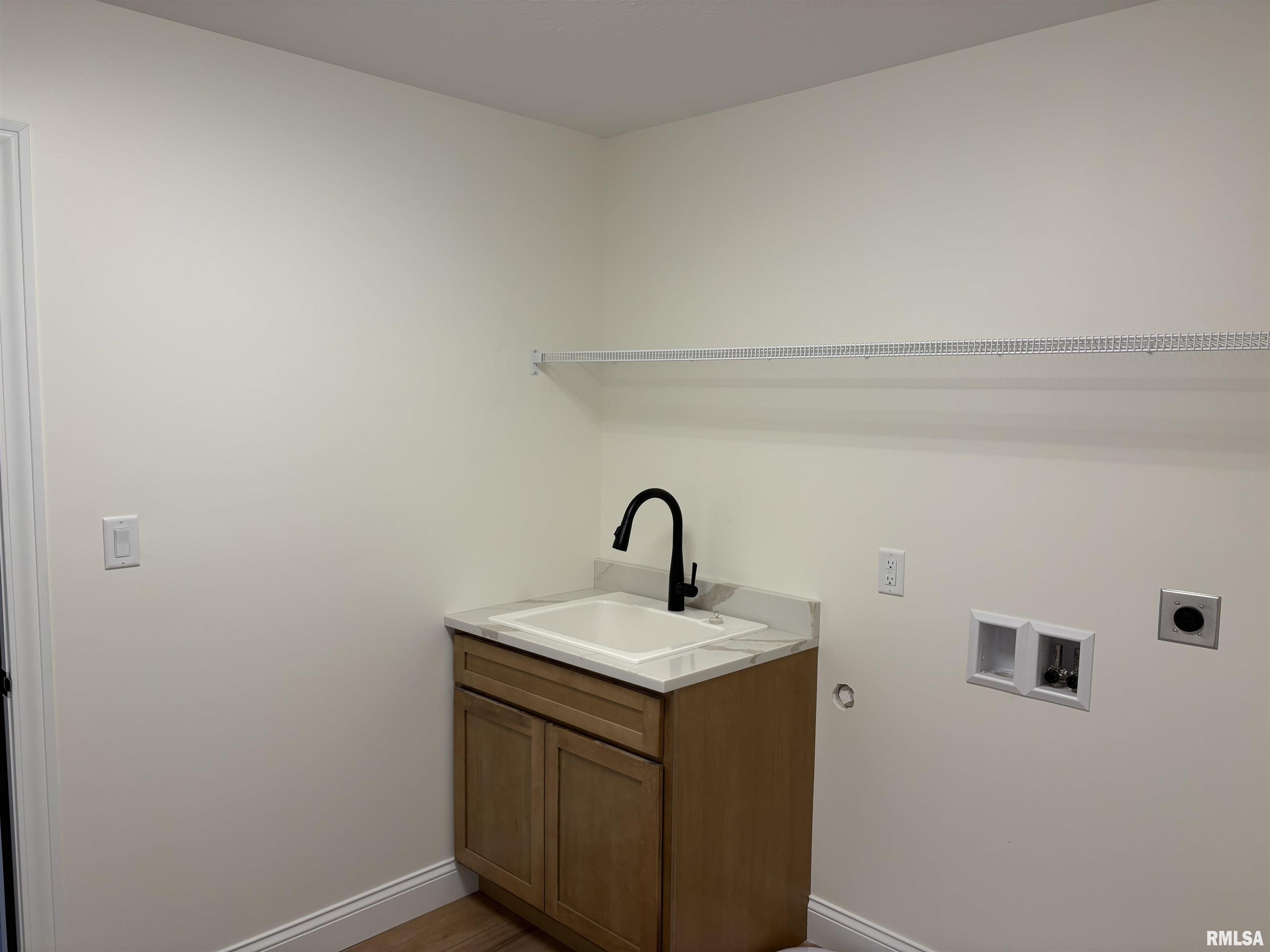 1719 Ambleside Drive Springfield, IL 62711 - Photo 8 of 14