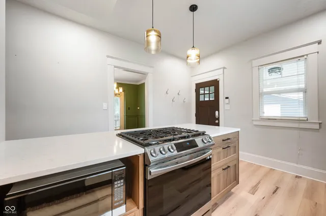 $255,000 | 976 East Pleasant Run Parkway North Drive, Indianapolis, IN 46203