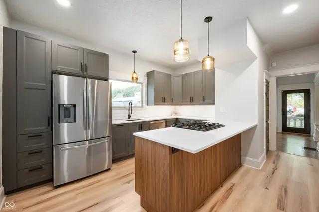 $255,000 | 976 East Pleasant Run Parkway North Drive, Indianapolis, IN 46203