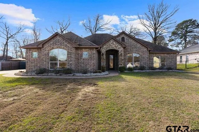 $418,000 | 125 Towering Oaks Branch, Longview, TX 75602