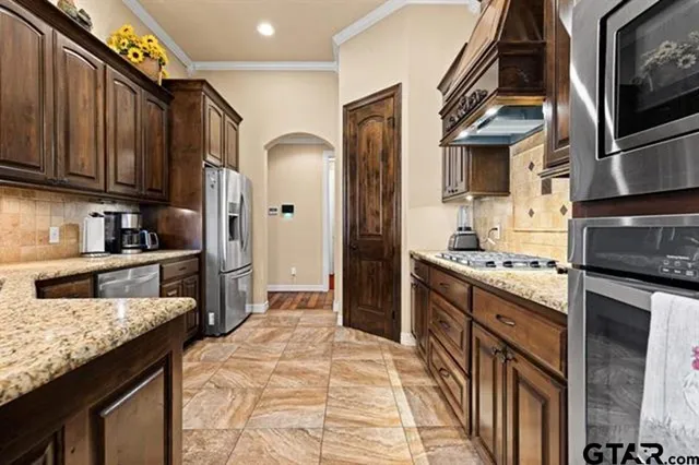 $418,000 | 125 Towering Oaks Branch, Longview, TX 75602