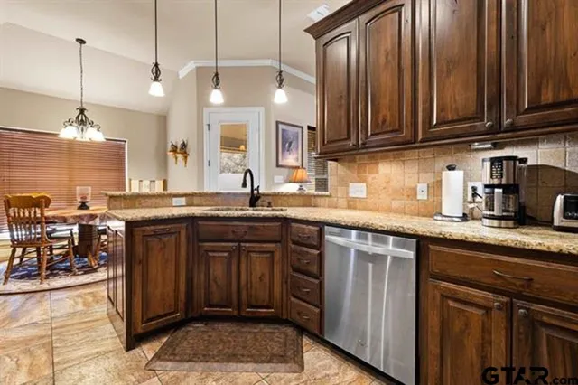 $418,000 | 125 Towering Oaks Branch, Longview, TX 75602