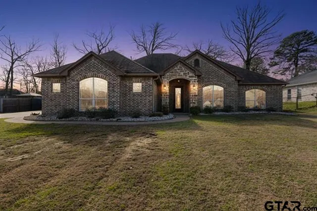 $418,000 | 125 Towering Oaks Branch, Longview, TX 75602