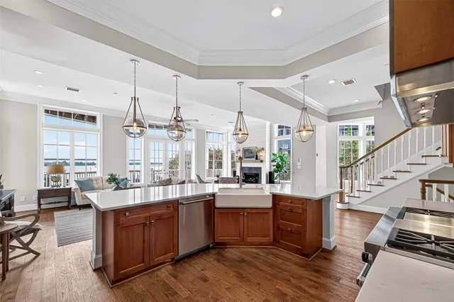 $1,851,400 | 2439 Lakewood Pointe, Seabrook, TX 77586
