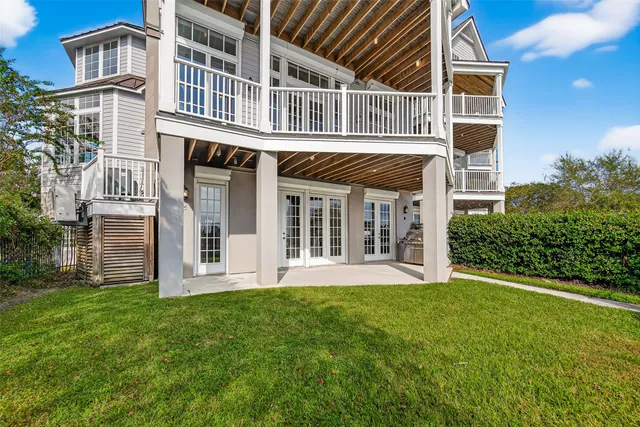 $1,851,400 | 2439 Lakewood Pointe, Seabrook, TX 77586
