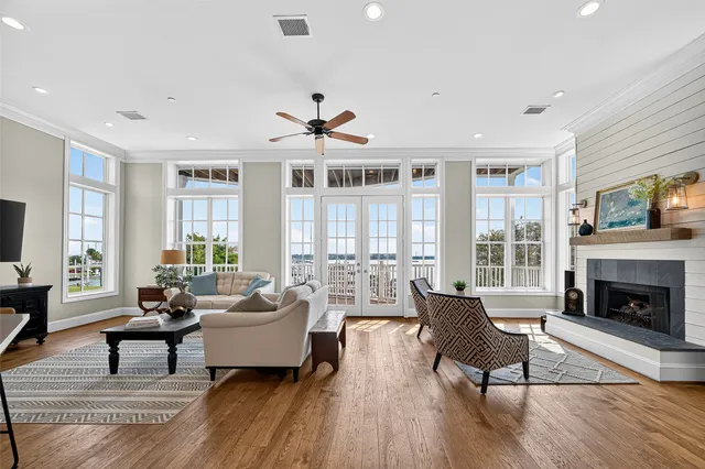 $1,851,400 | 2439 Lakewood Pointe, Seabrook, TX 77586