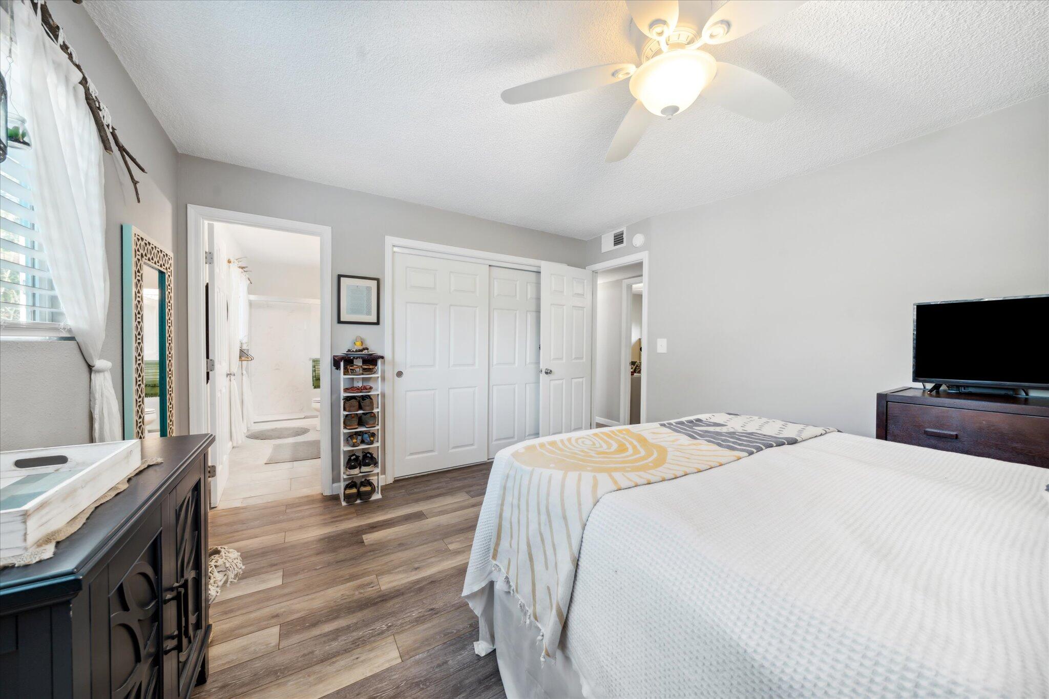 9362 Placer Road Redding, CA 96001 - Photo 13 of 71 12-Biggerflow Real Estate Media-12