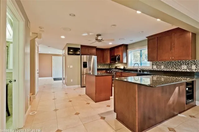 $1,200,000 | 6 Proctor Road, Biddeford, ME 04005