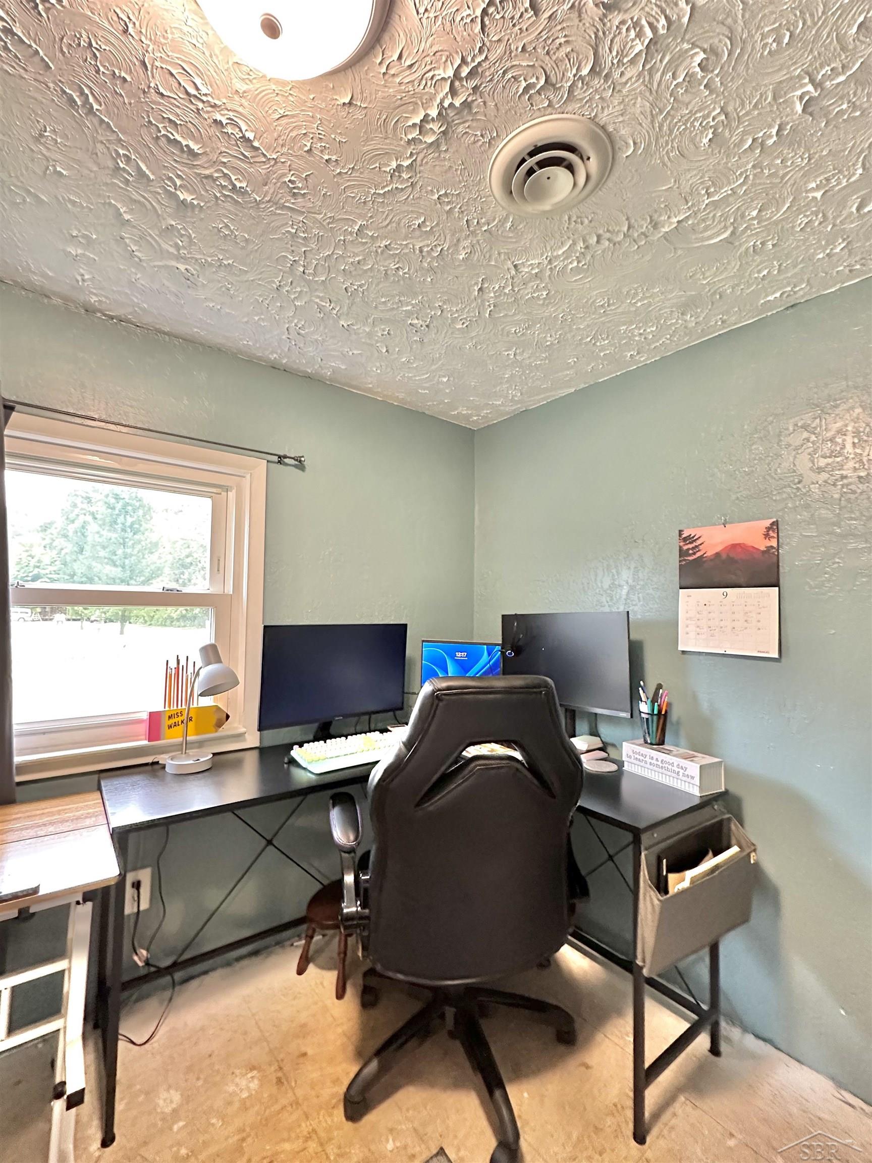 2705 West Burt Road Montrose, MI 48457 - Photo 5 of 21
