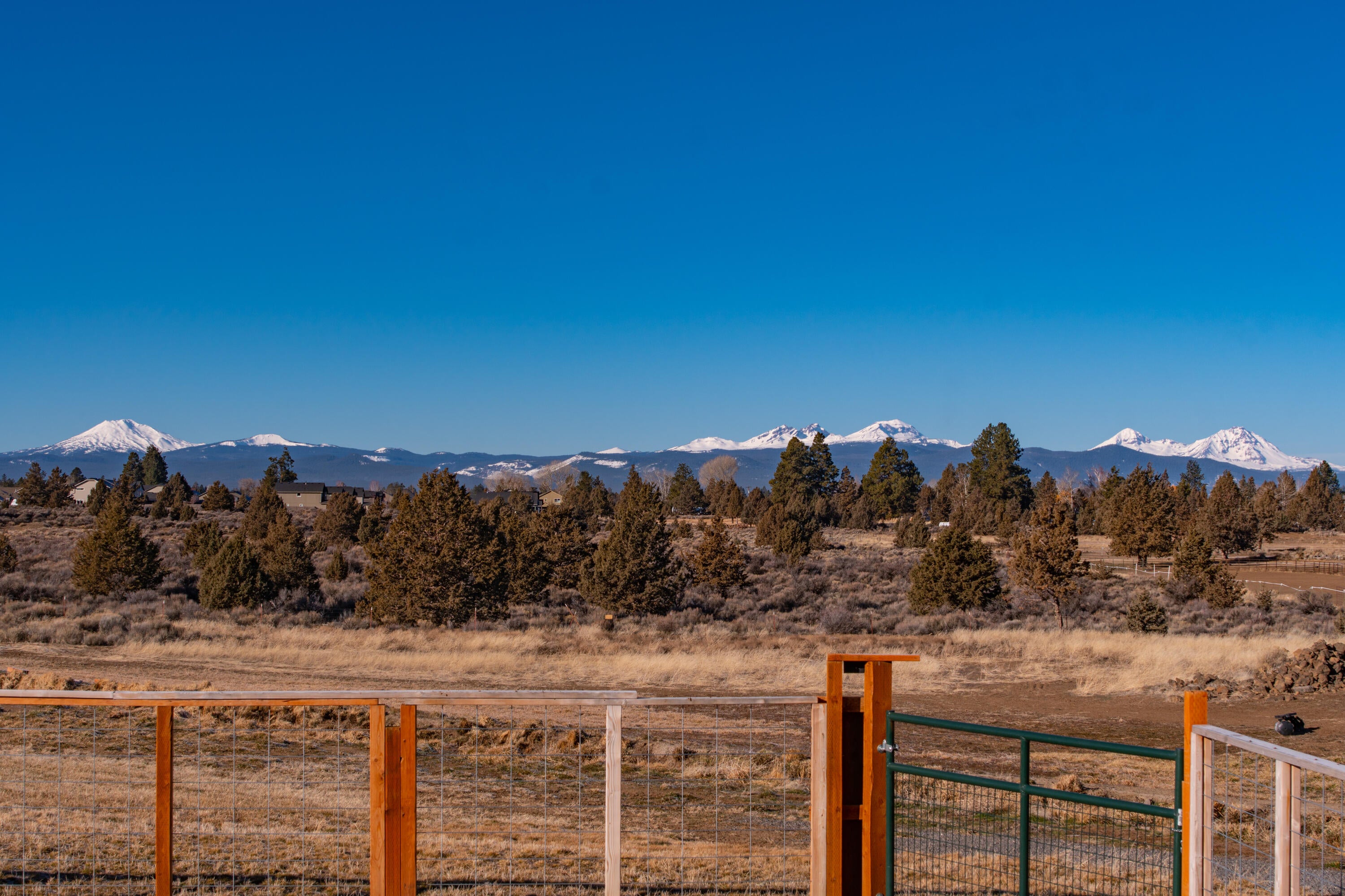 21415 Modoc Lane Bend, OR 97702 - Photo 30 of 35 RileyVisuals-6 (1)