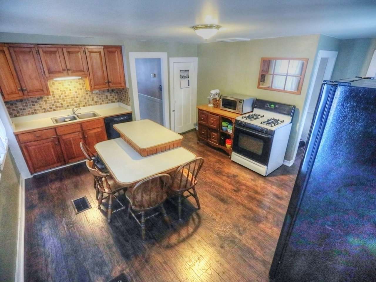 899 Ballard Road Georgia, VT 05468 - Photo 2 of 34