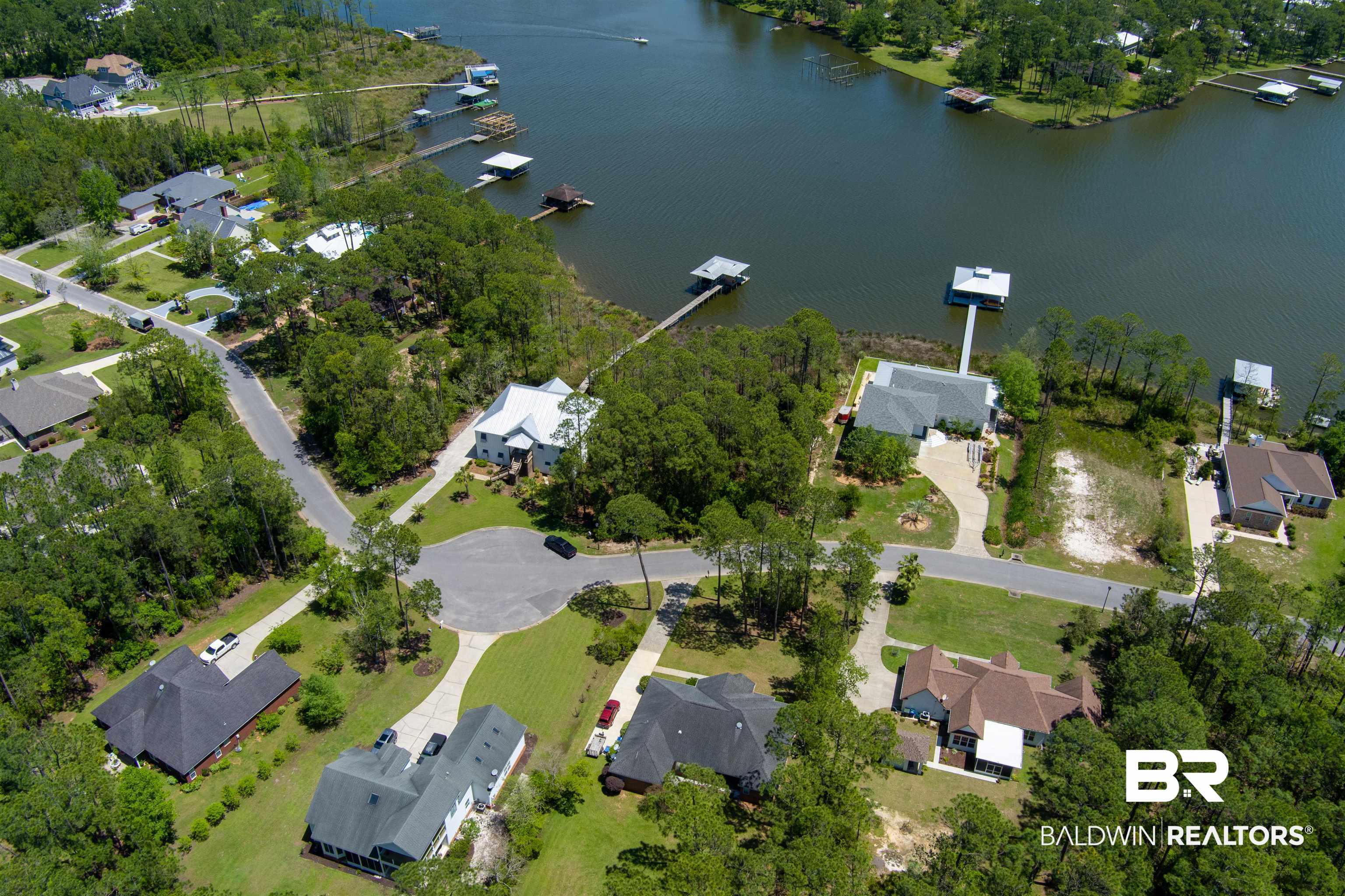 8945 Bay Point Drive Elberta, AL 36530 - Photo 11 of 12
