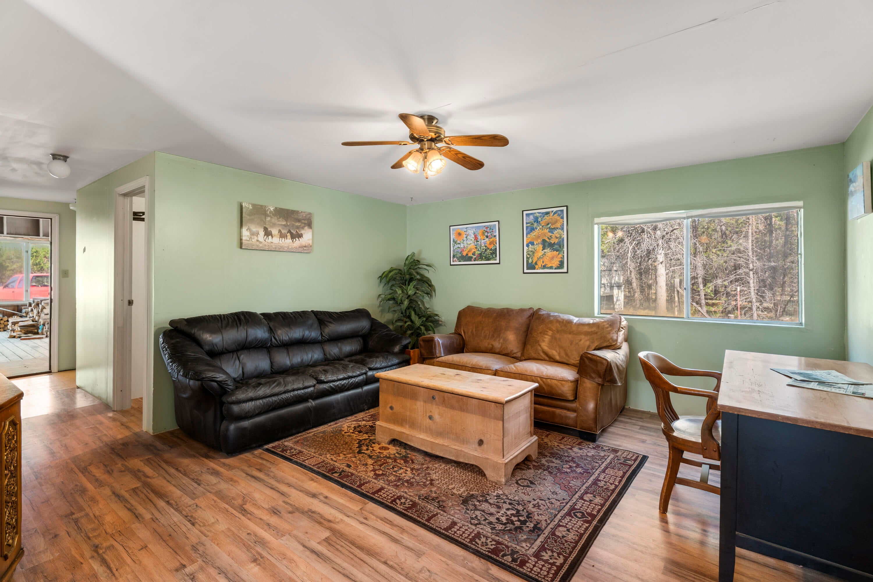 54461 Huntington Road Bend, OR 97707 - Photo 20 of 30 Gallery Image 20