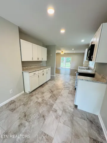 $359,000 | 9301 Hondo Drive, Crossville, TN 38572