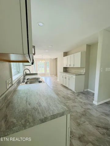 $359,000 | 9301 Hondo Drive, Crossville, TN 38572