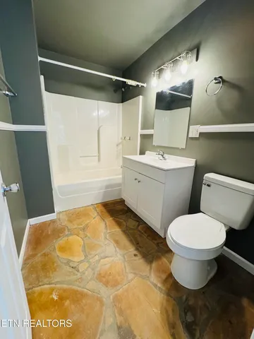 $359,000 | 9301 Hondo Drive, Crossville, TN 38572