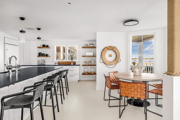 $28,500,000 | 36 Easton Street, Nantucket, MA 02554