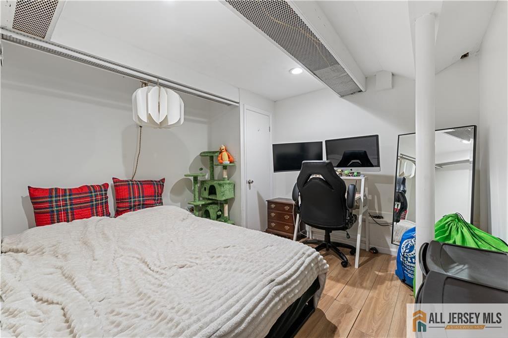 609 Harrison Place Linden, NJ 07036 - Photo 26 of 32