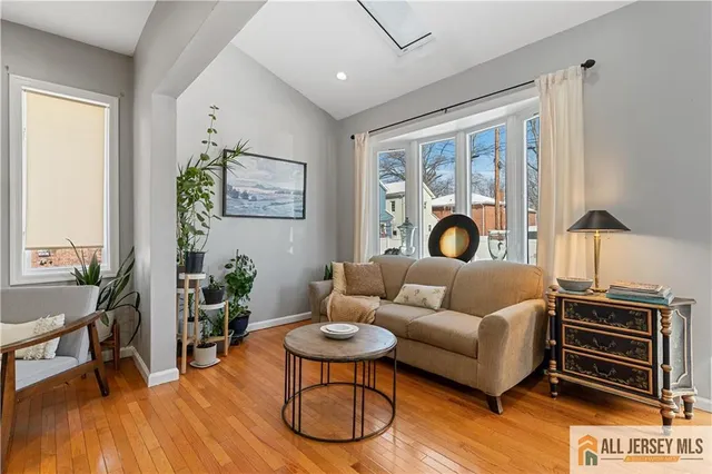 $545,000 | 609 Harrison Place, Linden, NJ 07036