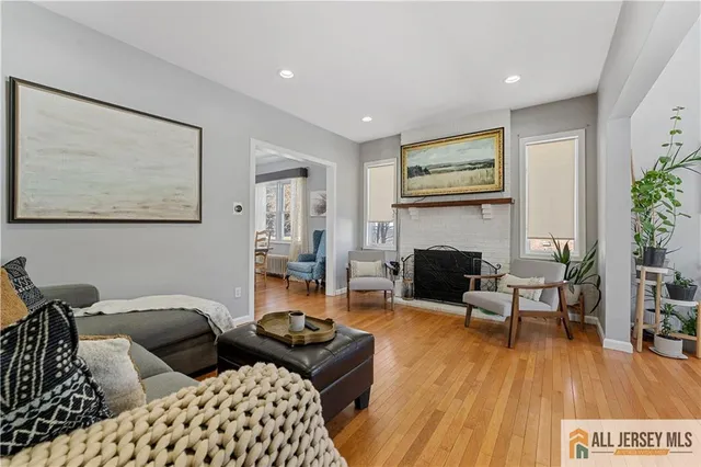 $545,000 | 609 Harrison Place, Linden, NJ 07036