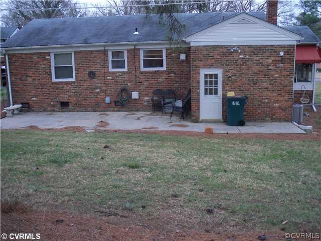 5806 West Rois Road Richmond, VA 23227 - Photo 8 of 8 Exterior Back