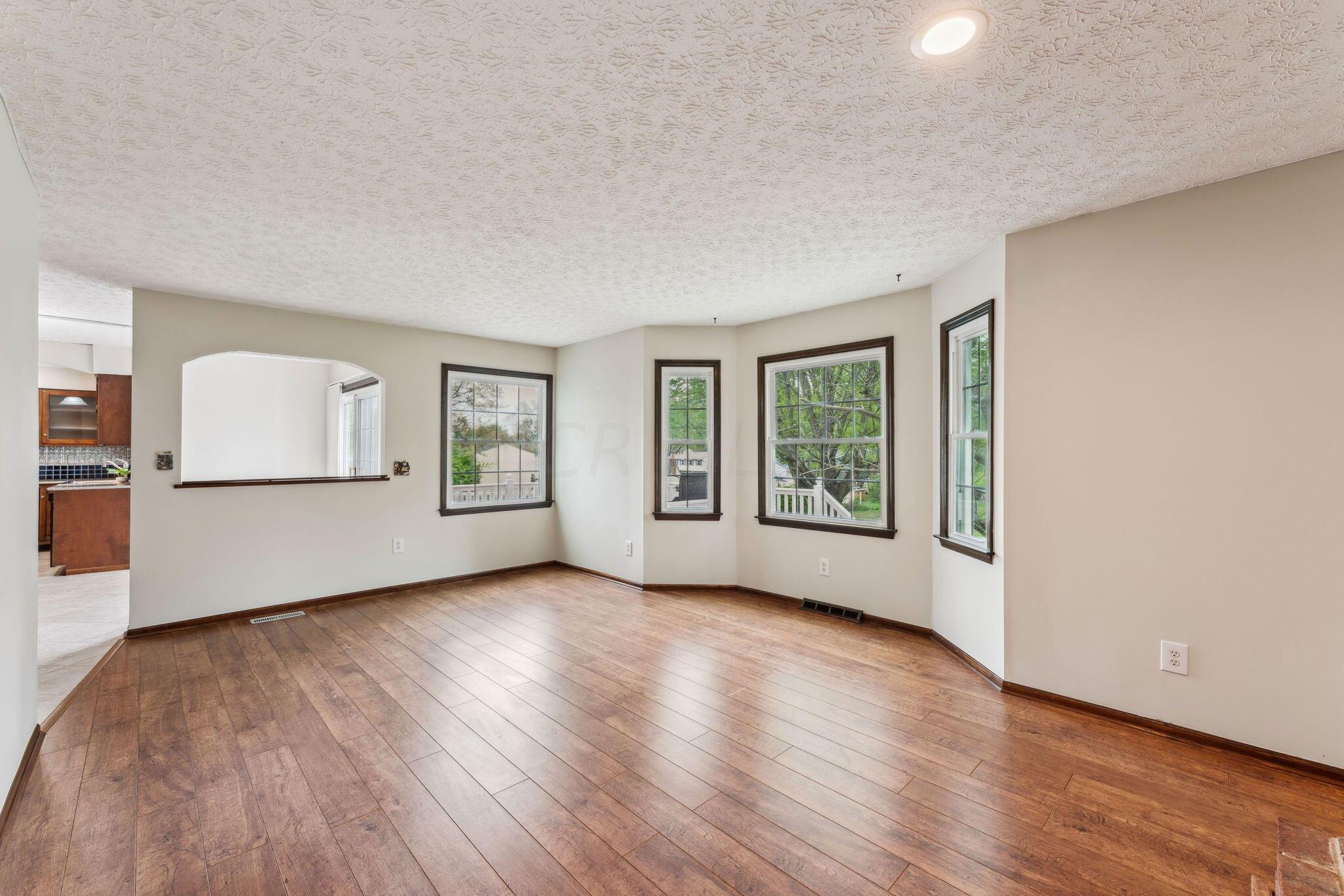6381 South Sunbury Road Westerville, OH 43081 - Photo 19 of 51 Great Room