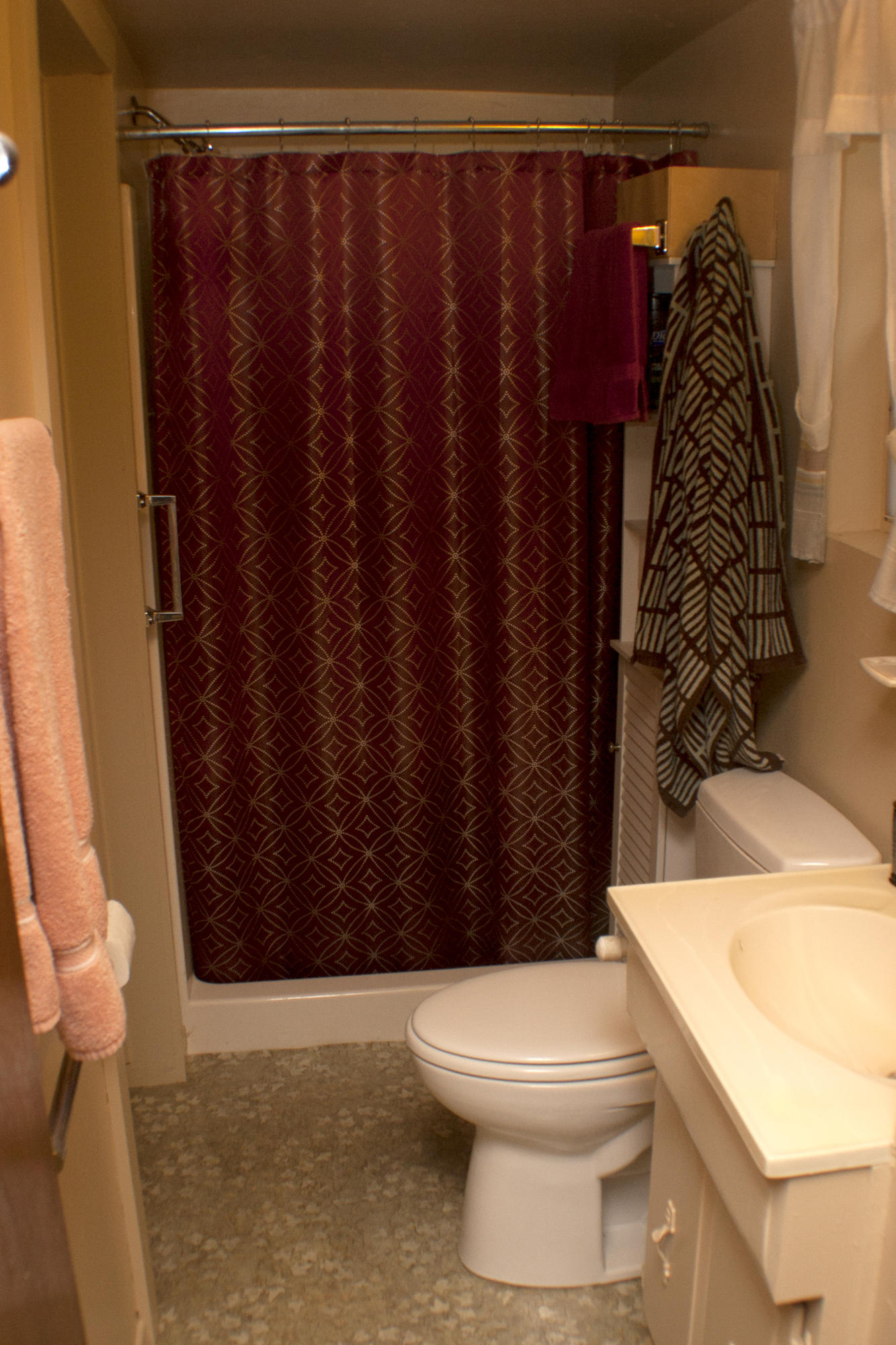 3863 Fairfax Road Santa Barbara, CA 93110 - Photo 14 of 28 Bathroom 2