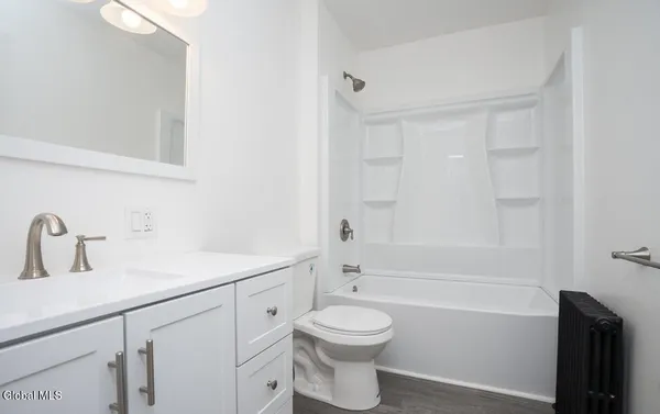 $2,500 | 1538 Nott Street, Schenectady, NY 12308