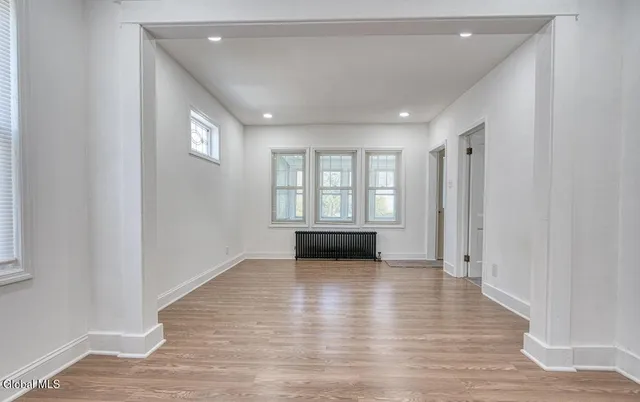 $2,500 | 1538 Nott Street, Schenectady, NY 12308