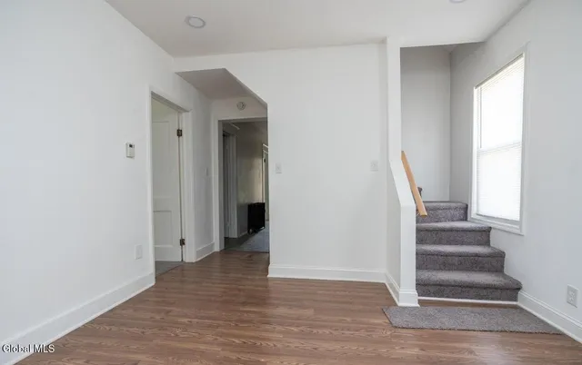 $2,500 | 1538 Nott Street, Schenectady, NY 12308