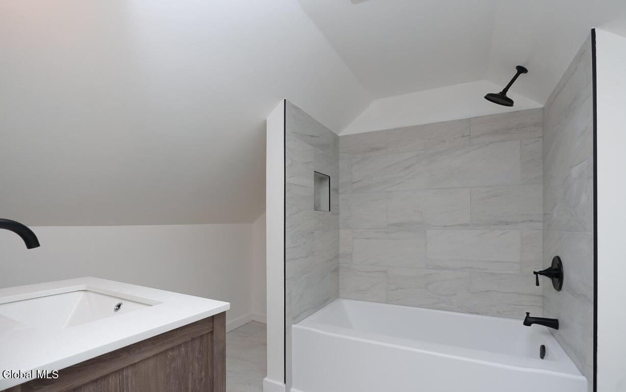 1538 Nott Street Schenectady, NY 12308 - Photo 31 of 44 31