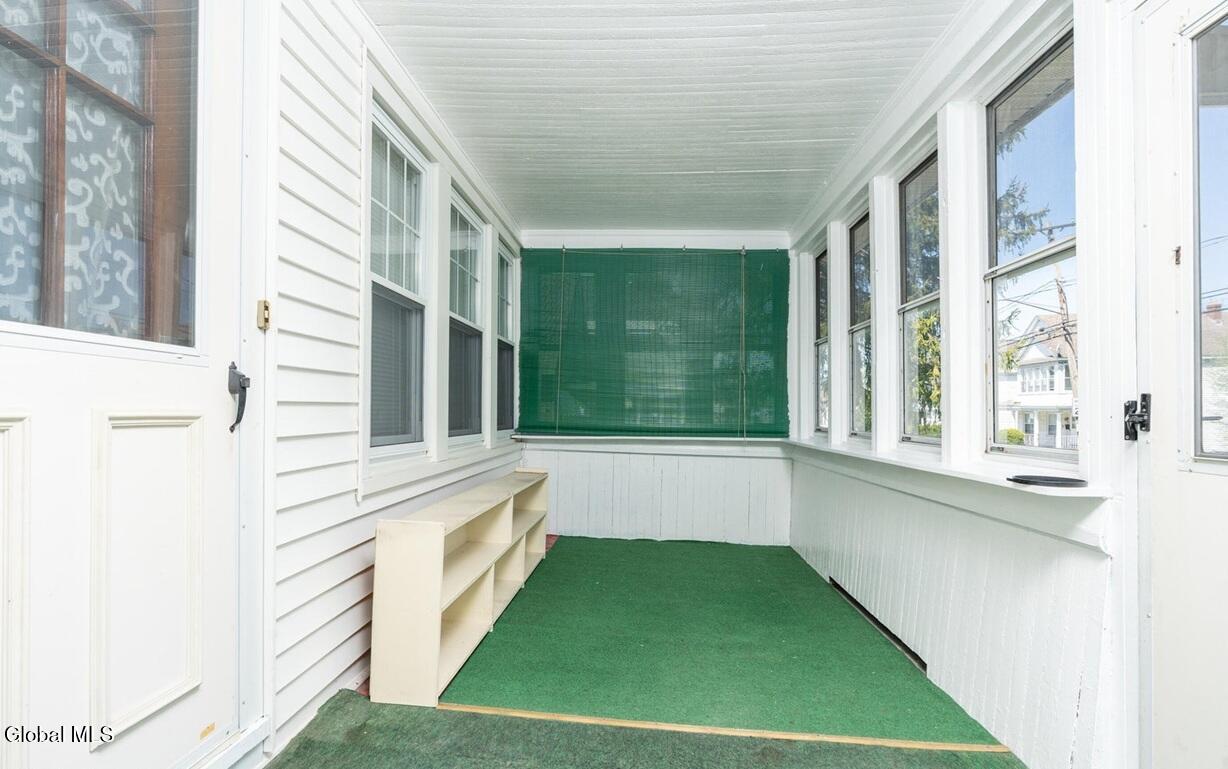 1538 Nott Street Schenectady, NY 12308 - Photo 36 of 44 36