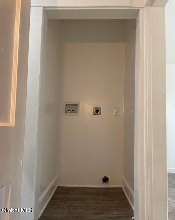 1538 Nott Street Schenectady, NY 12308 - Photo 9 of 44 9