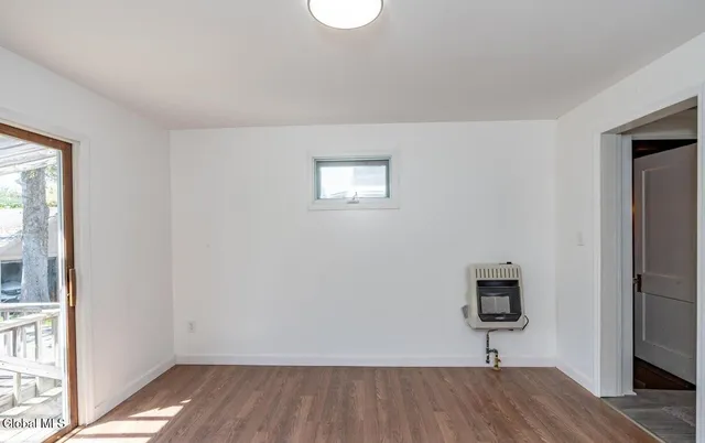 $2,500 | 1538 Nott Street, Schenectady, NY 12308