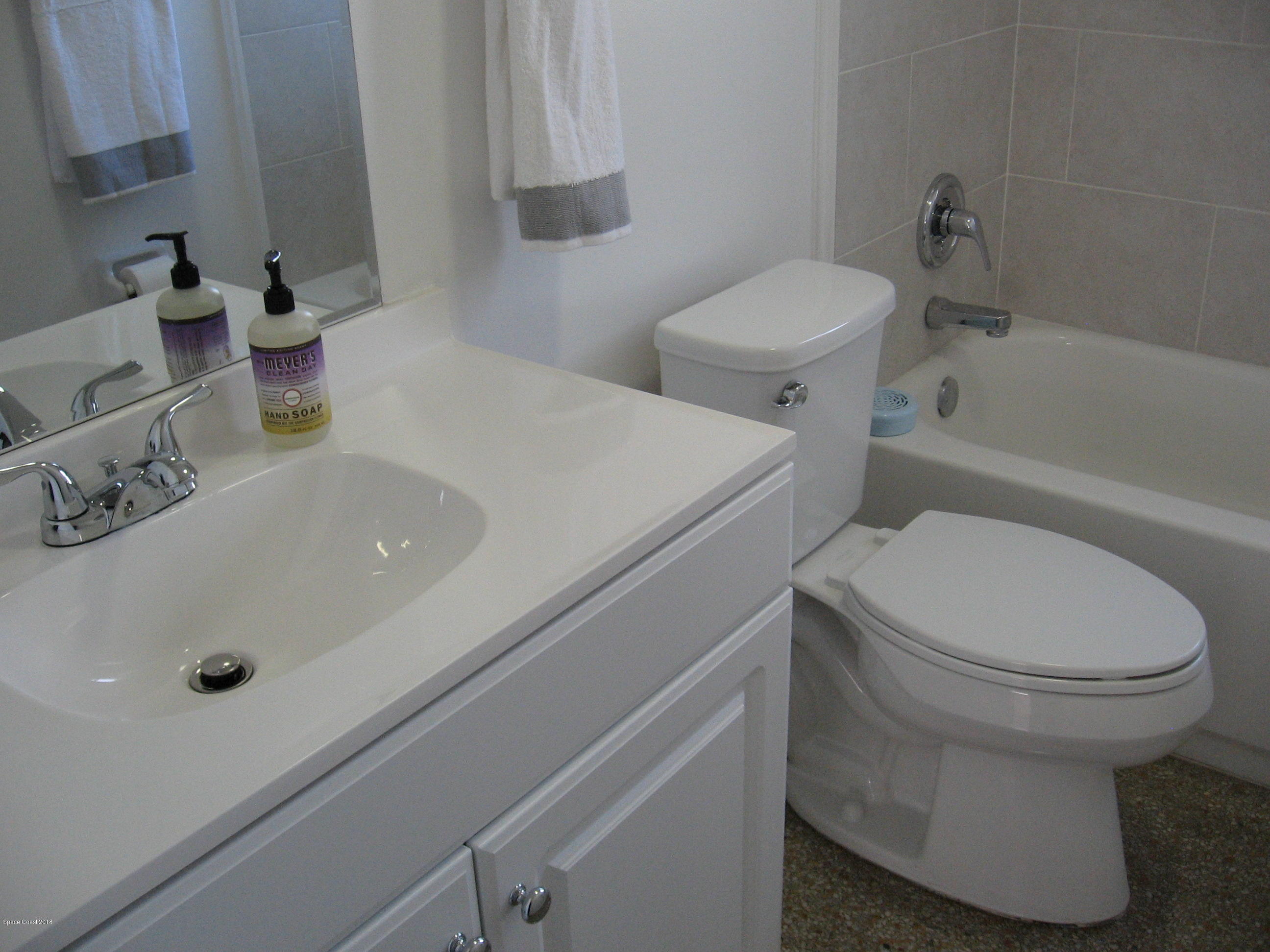 2114 Woodbury Road Melbourne, FL 32935 - Photo 16 of 31 IMG_1881
