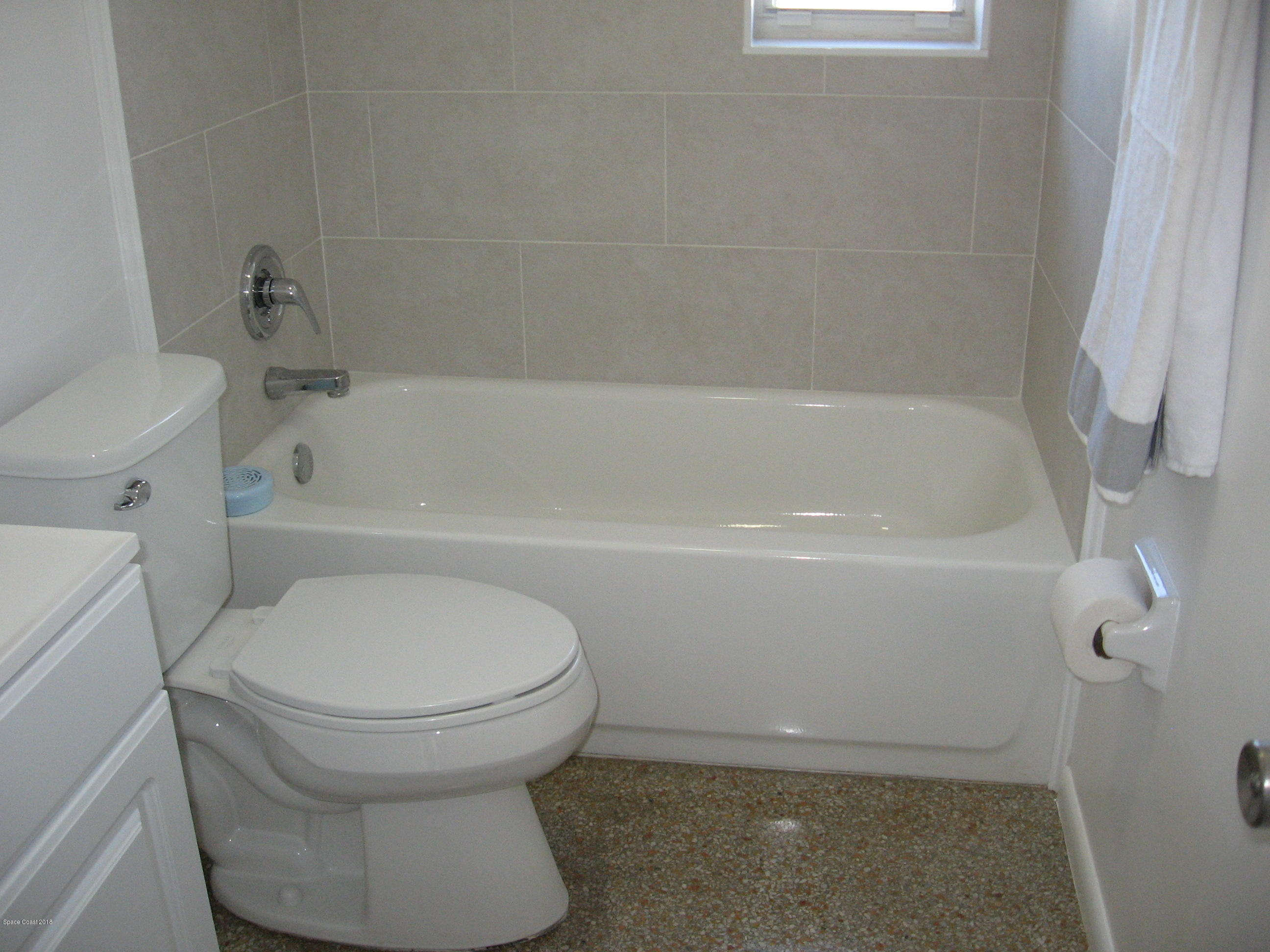 2114 Woodbury Road Melbourne, FL 32935 - Photo 17 of 31 IMG_1882