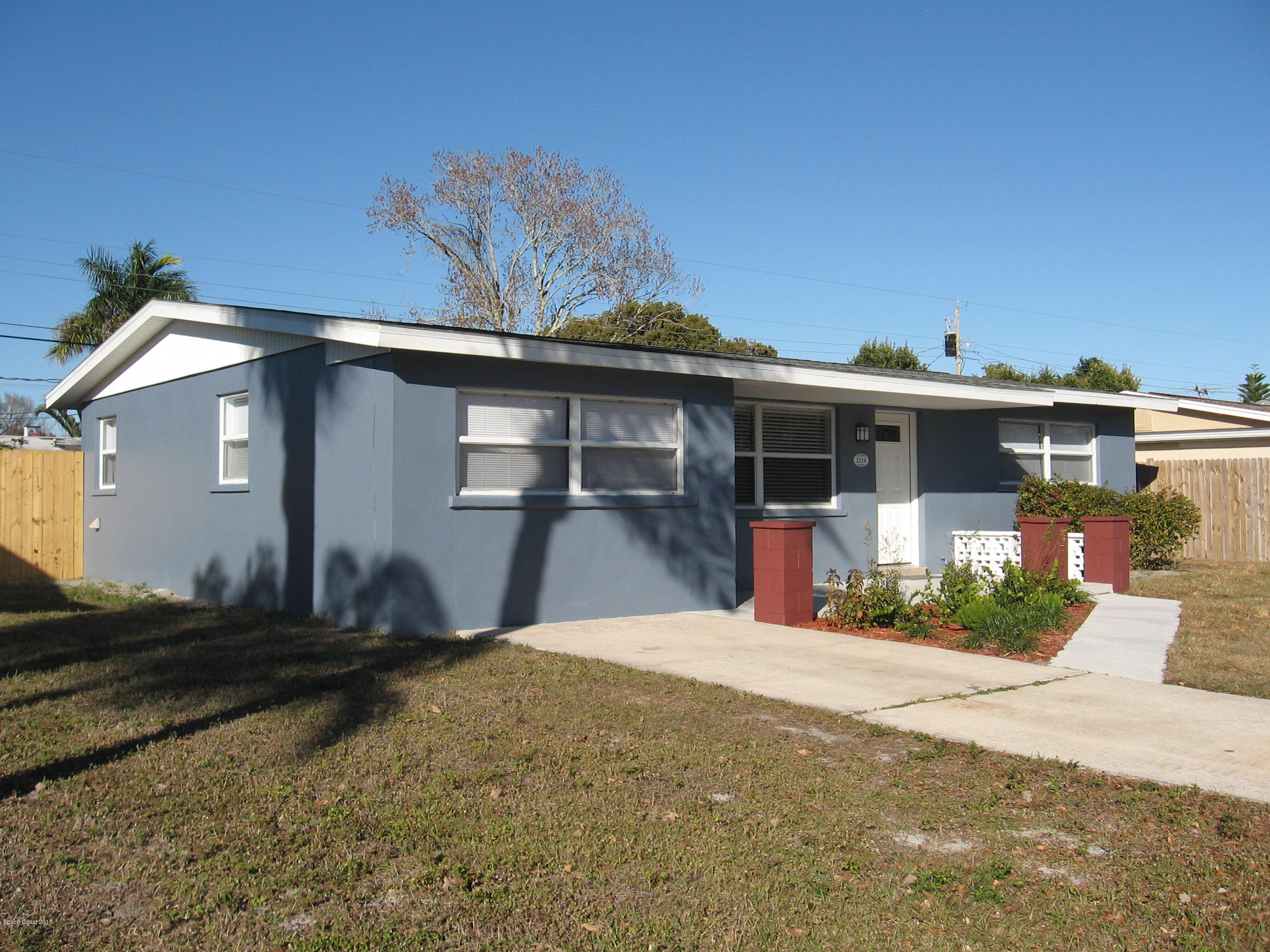 2114 Woodbury Road Melbourne, FL 32935 - Photo 5 of 31 IMG_1875