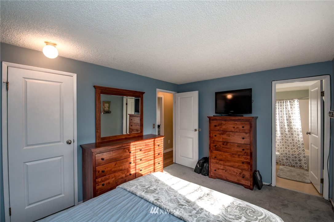 13307 Southeast 168th Street Renton, WA 98058 - Photo 13 of 19 Gallery Image 13