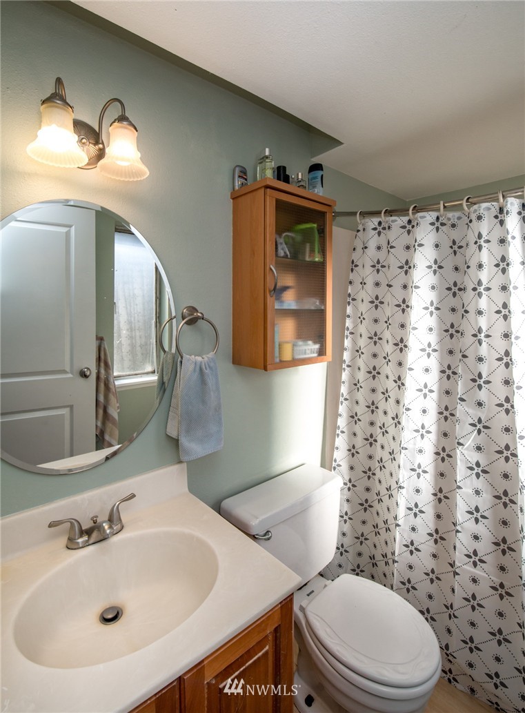 13307 Southeast 168th Street Renton, WA 98058 - Photo 14 of 19 Gallery Image 14