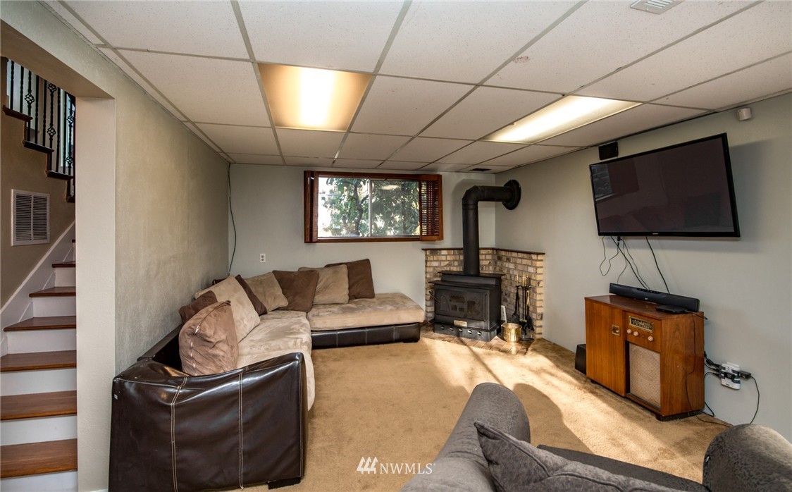 13307 Southeast 168th Street Renton, WA 98058 - Photo 17 of 19 Gallery Image 17