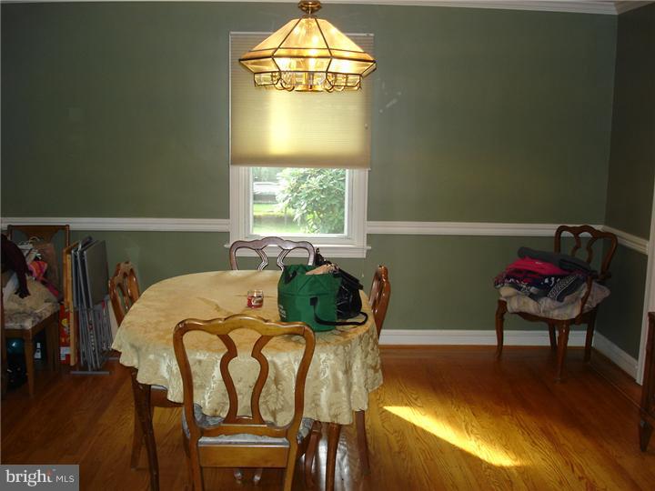 2556 Pine Road Huntingdon Valley, PA 19006 - Photo 14 of 19 Dining Room