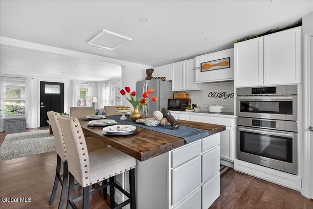 $450,000 | 500 Highway 146, Guilderland, NY 12009